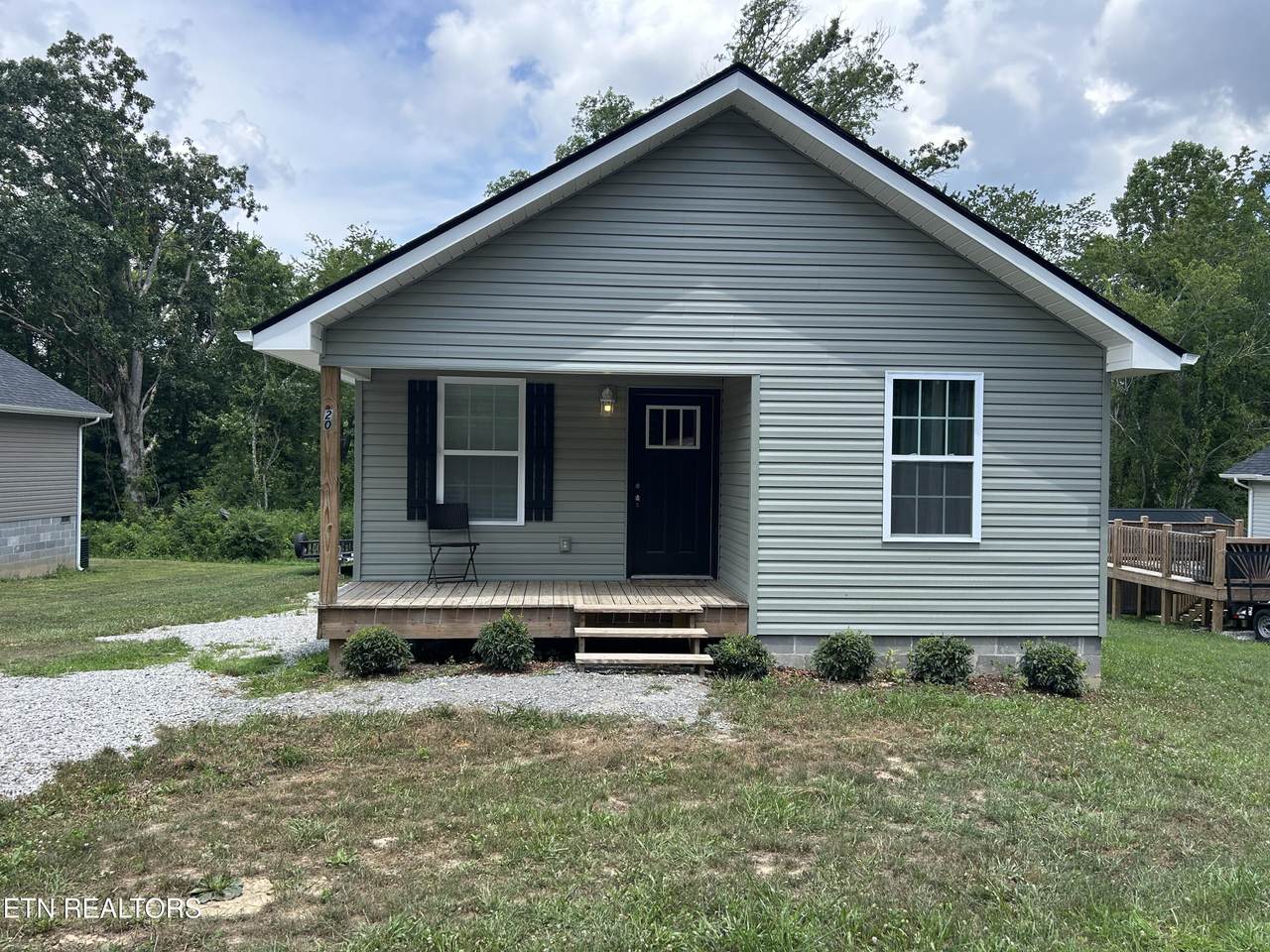 208 Bills St - Photo 1