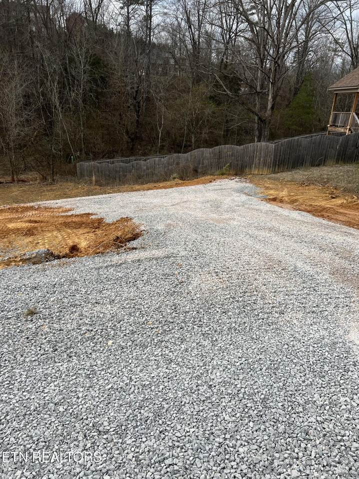 7941& 7947 Pelleaux Rd - Photo 1