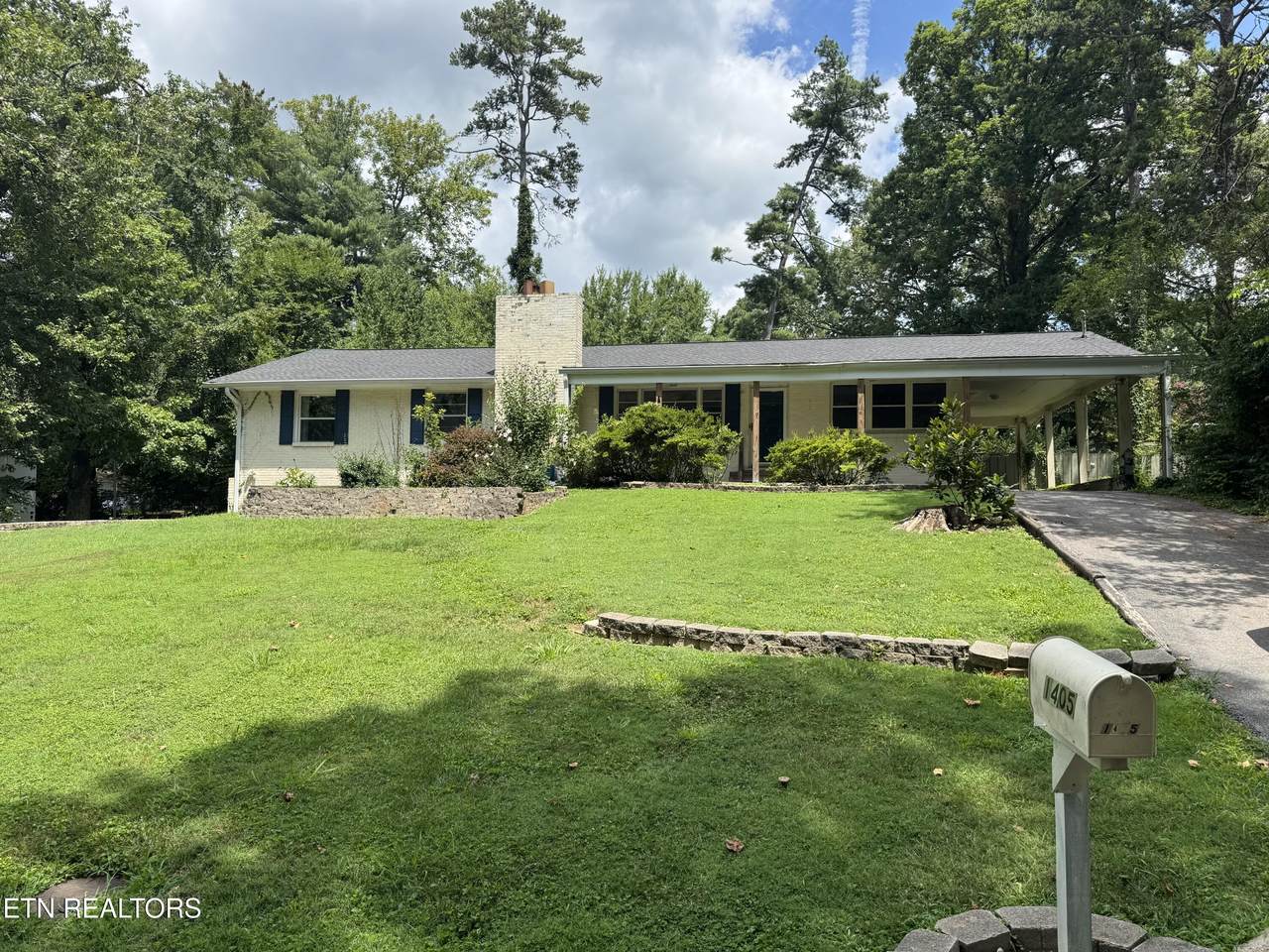 1405 Woodcrest Drive - Photo 1