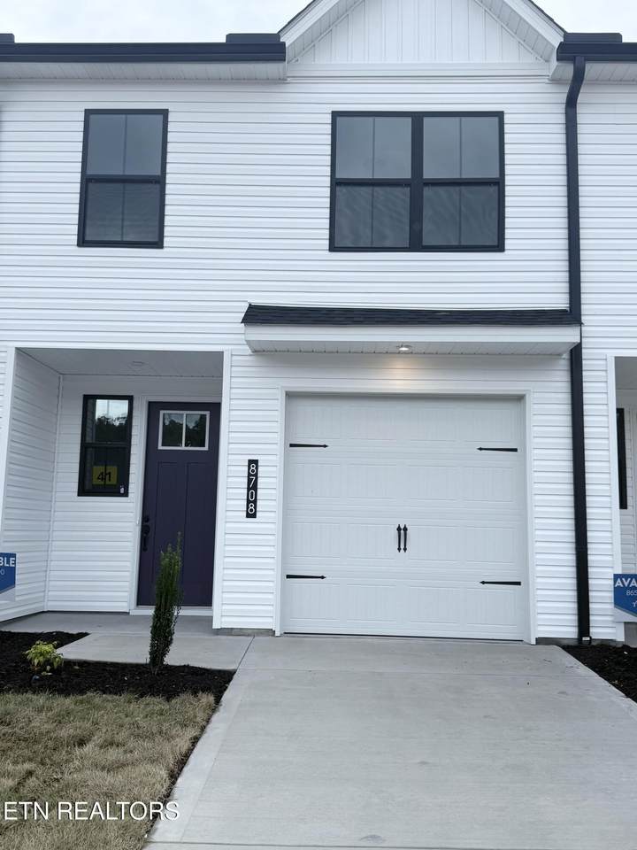 8708 Chapman Trace Way - Photo 1