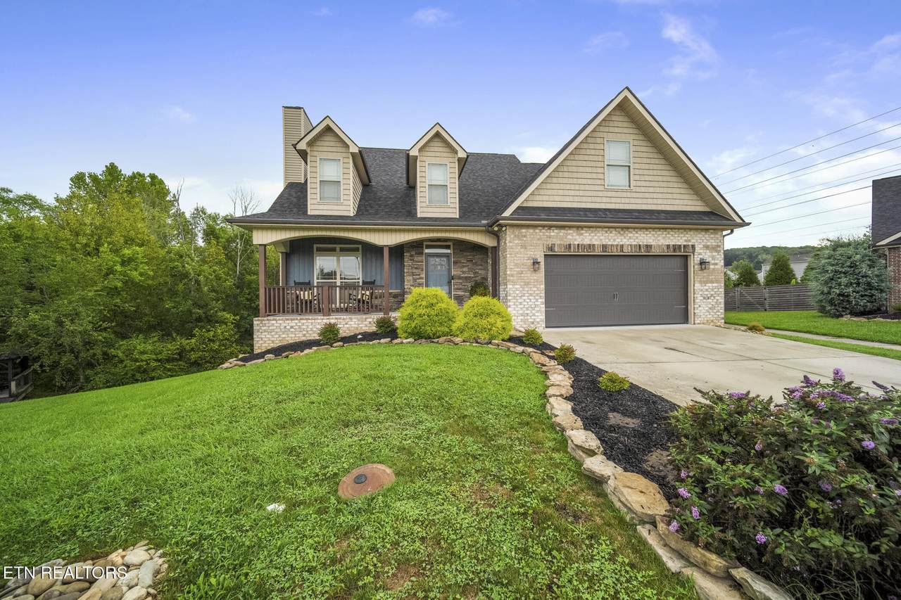 553 Greystoke Lane - Photo 1