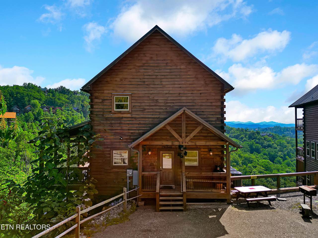 1876 Billard Way - Photo 1