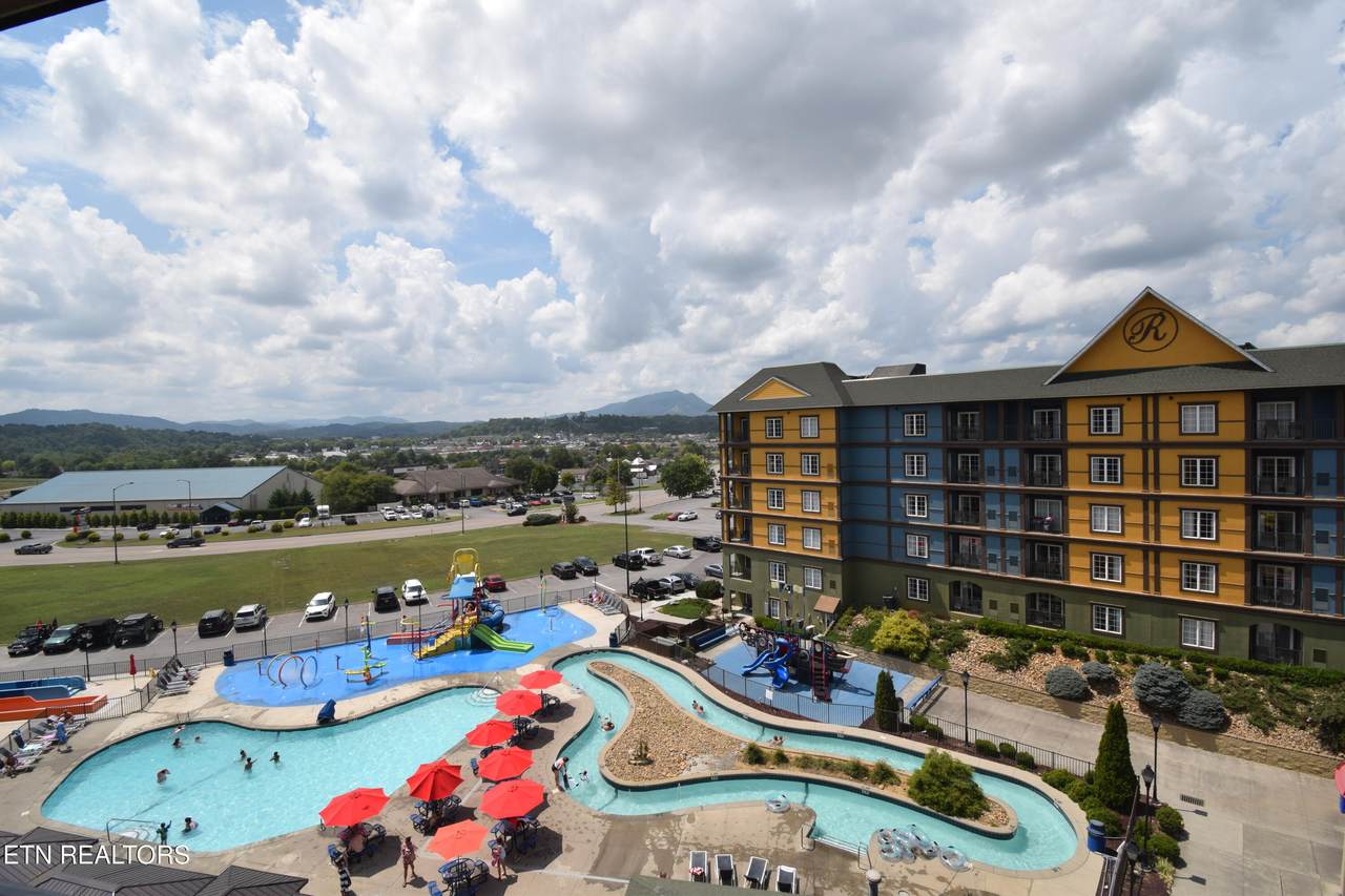 225 Collier Drive - Photo 1