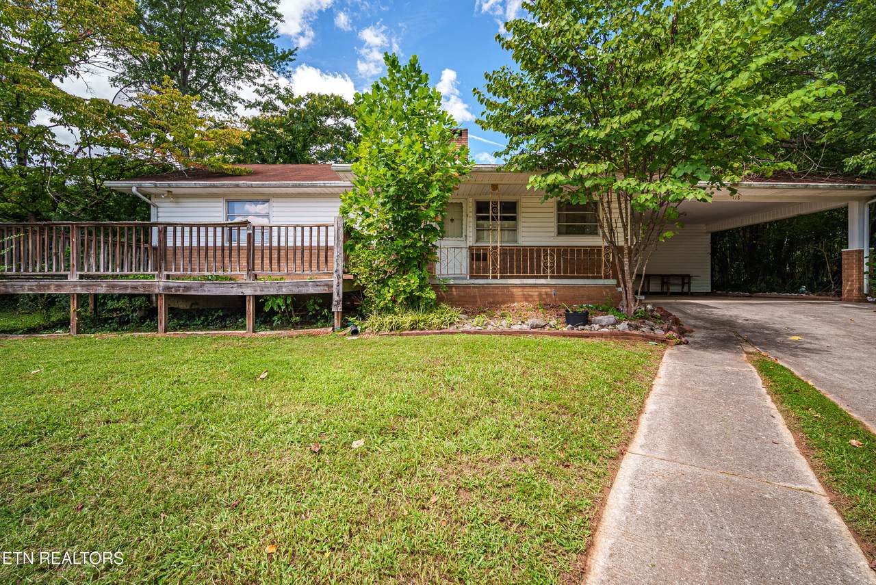 118 Venus Rd - Photo 1