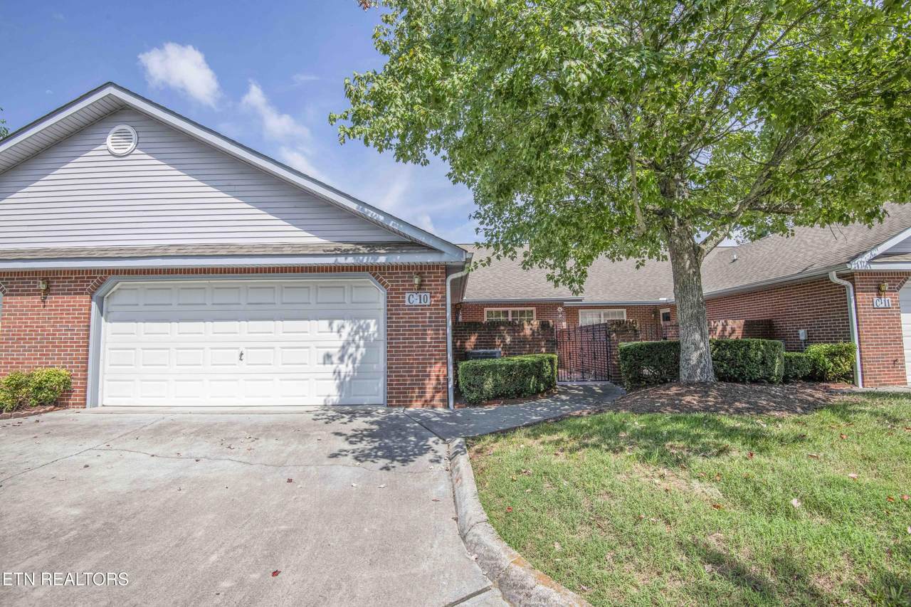 805 Cedar Lane - Photo 1