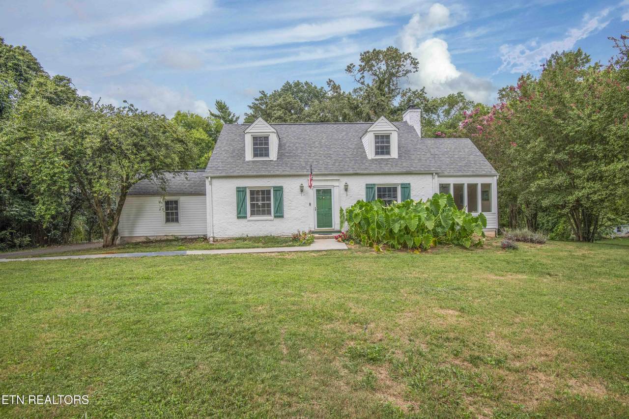 5709 Westover Drive - Photo 1
