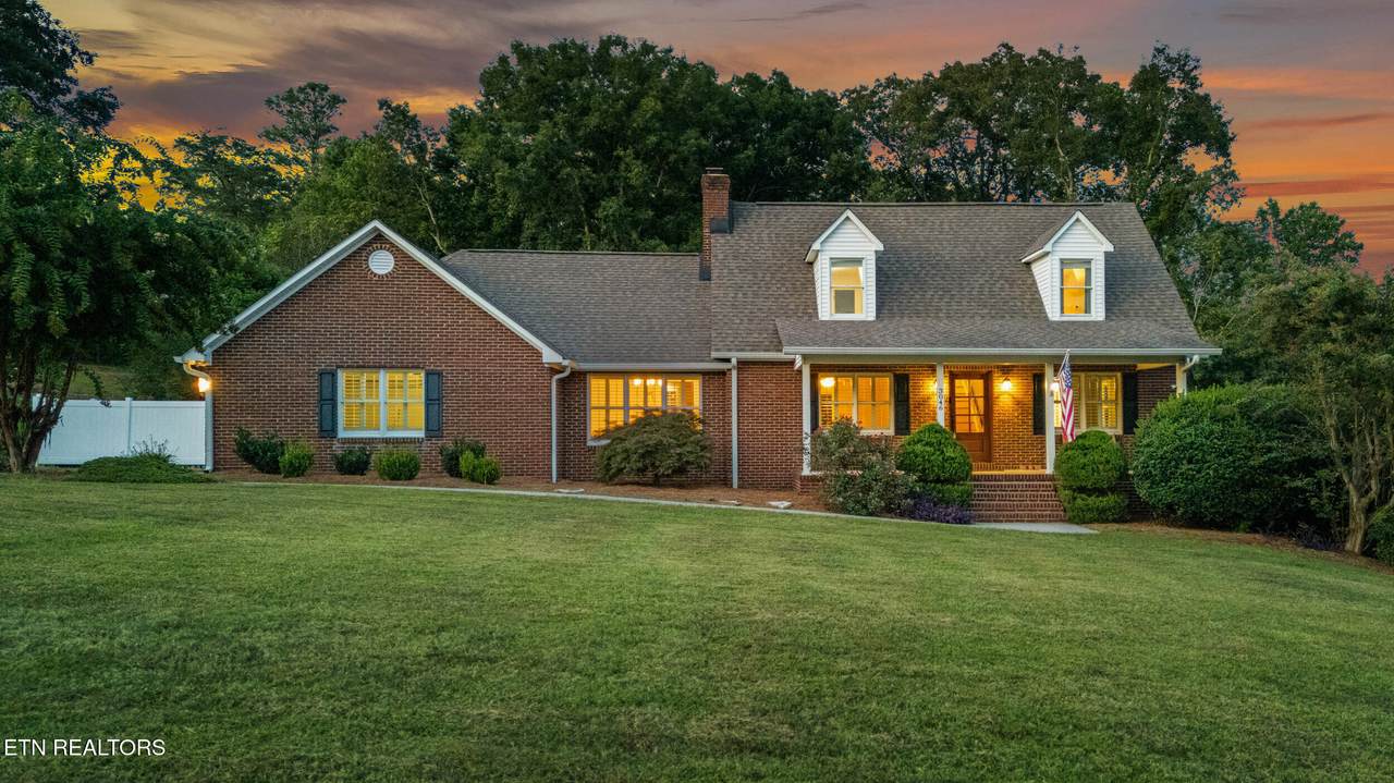 3046 Hawthorne St - Photo 1