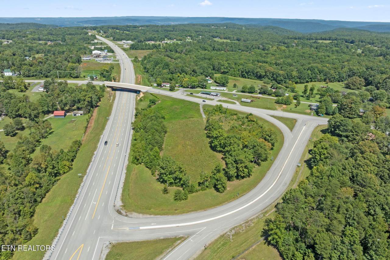 876 College St - Photo 1