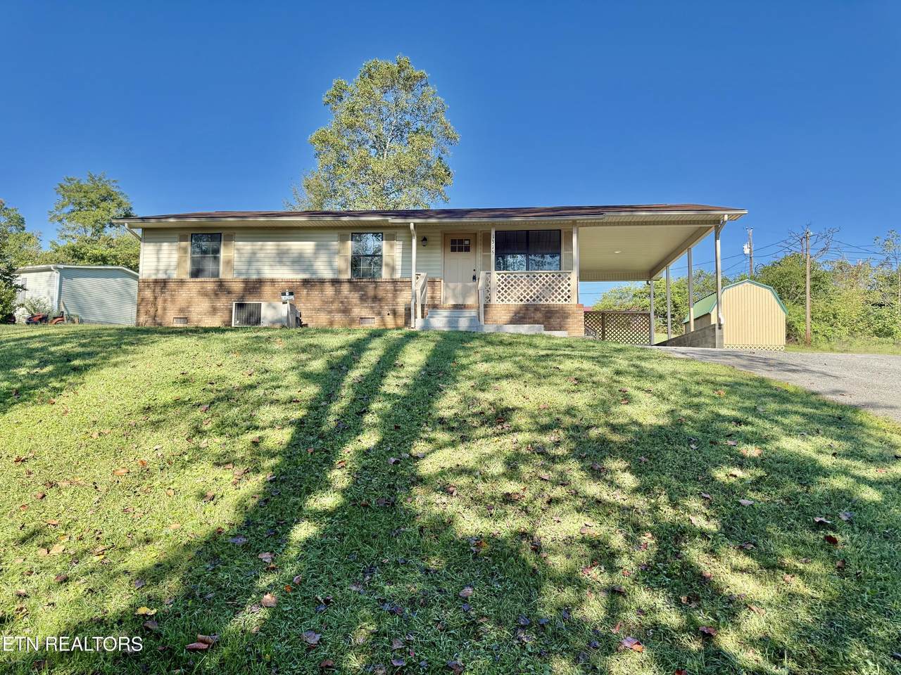 1315 Eugene St - Photo 1