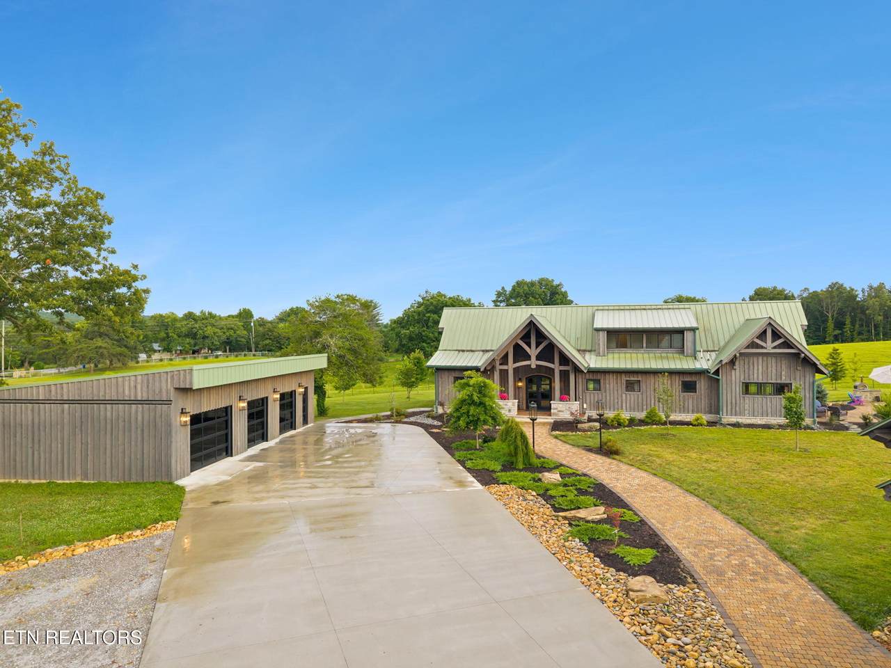 3173 Genesis Rd - Photo 1