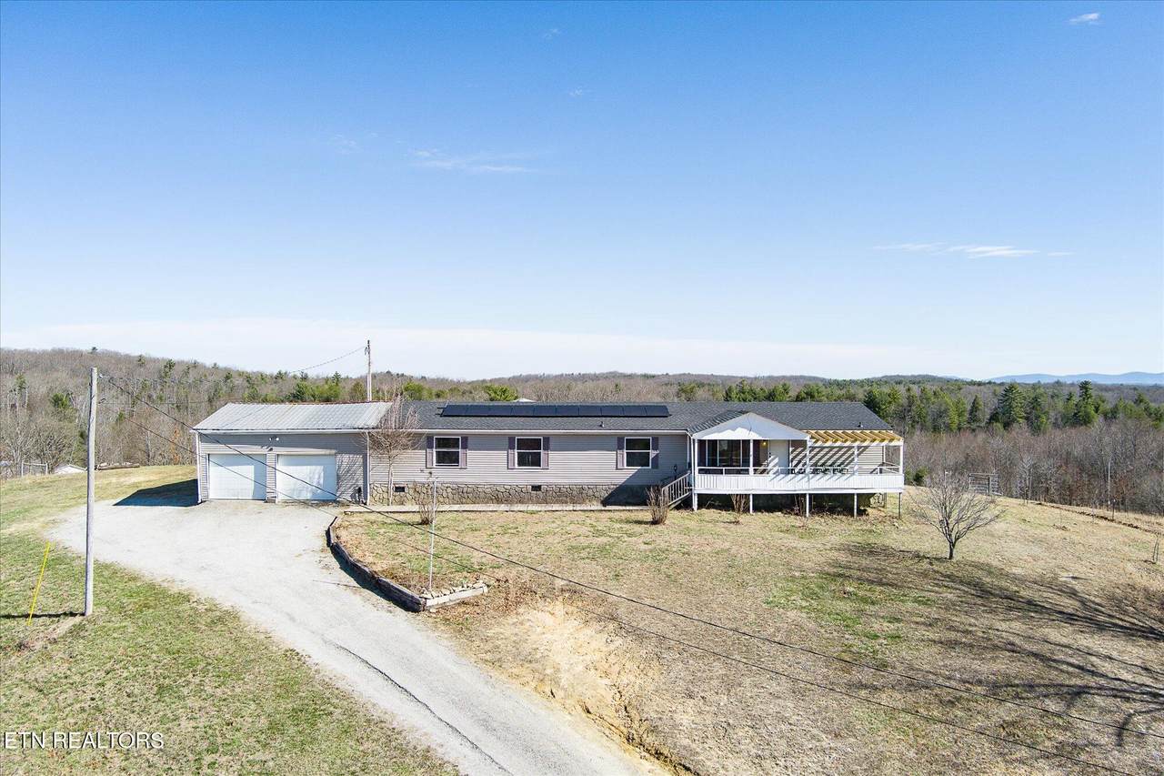 102 Flat Rock Rd - Photo 1
