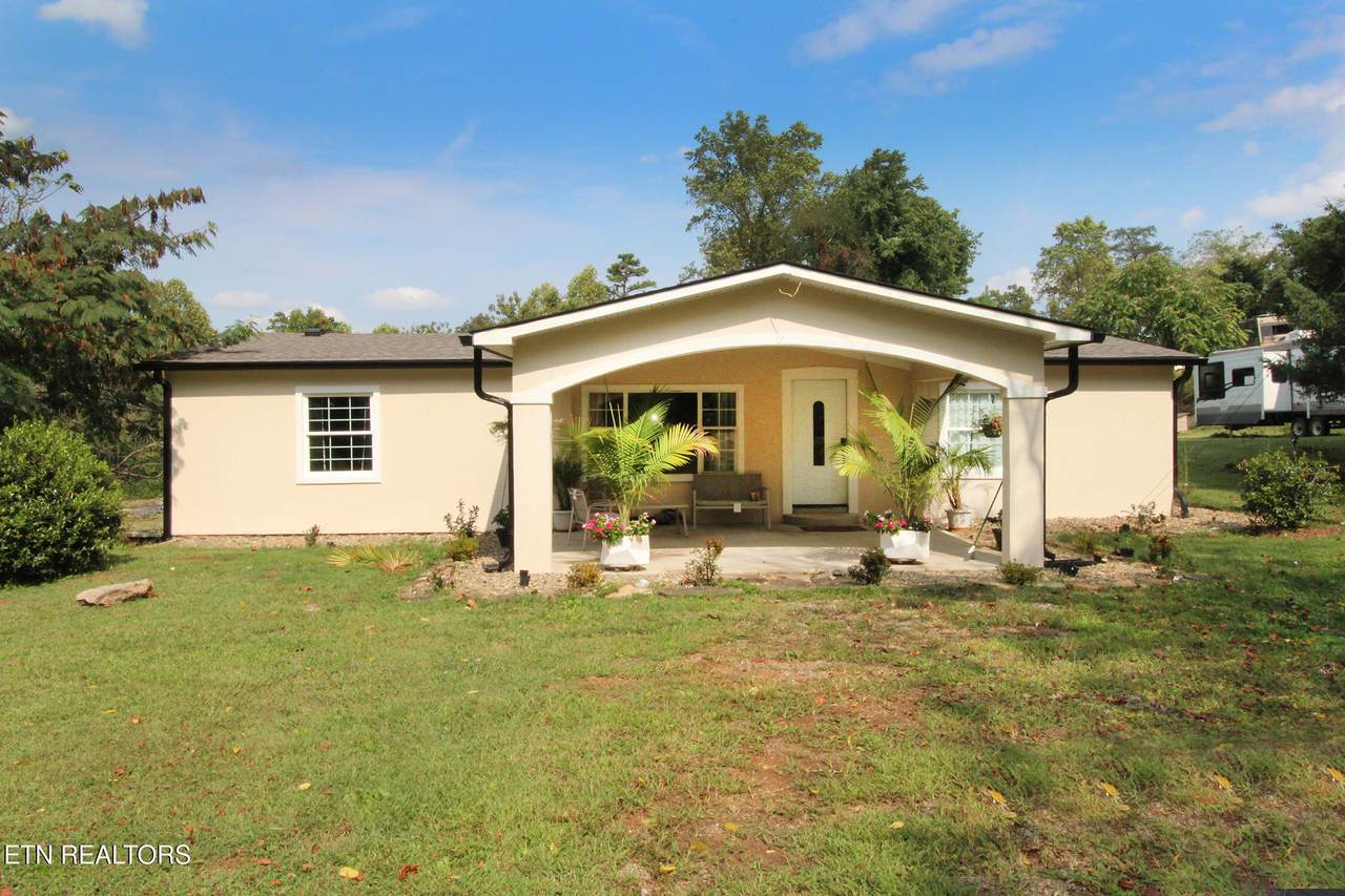 6214 Lacy Rd - Photo 1