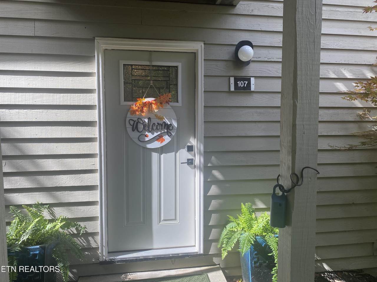 281 Moytoy Rd - Photo 1