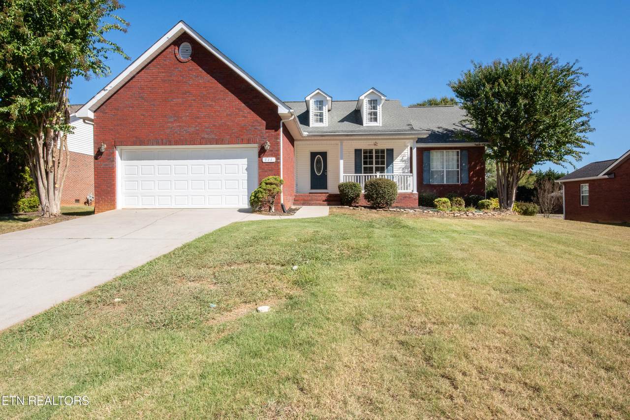 711 Kiefer Lane - Photo 1