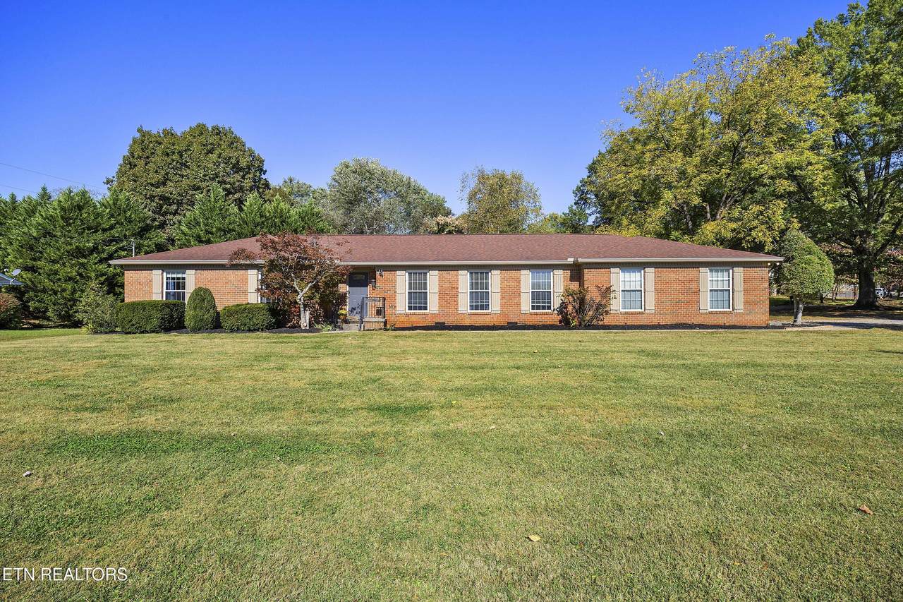 11737 Georgetowne Drive - Photo 1