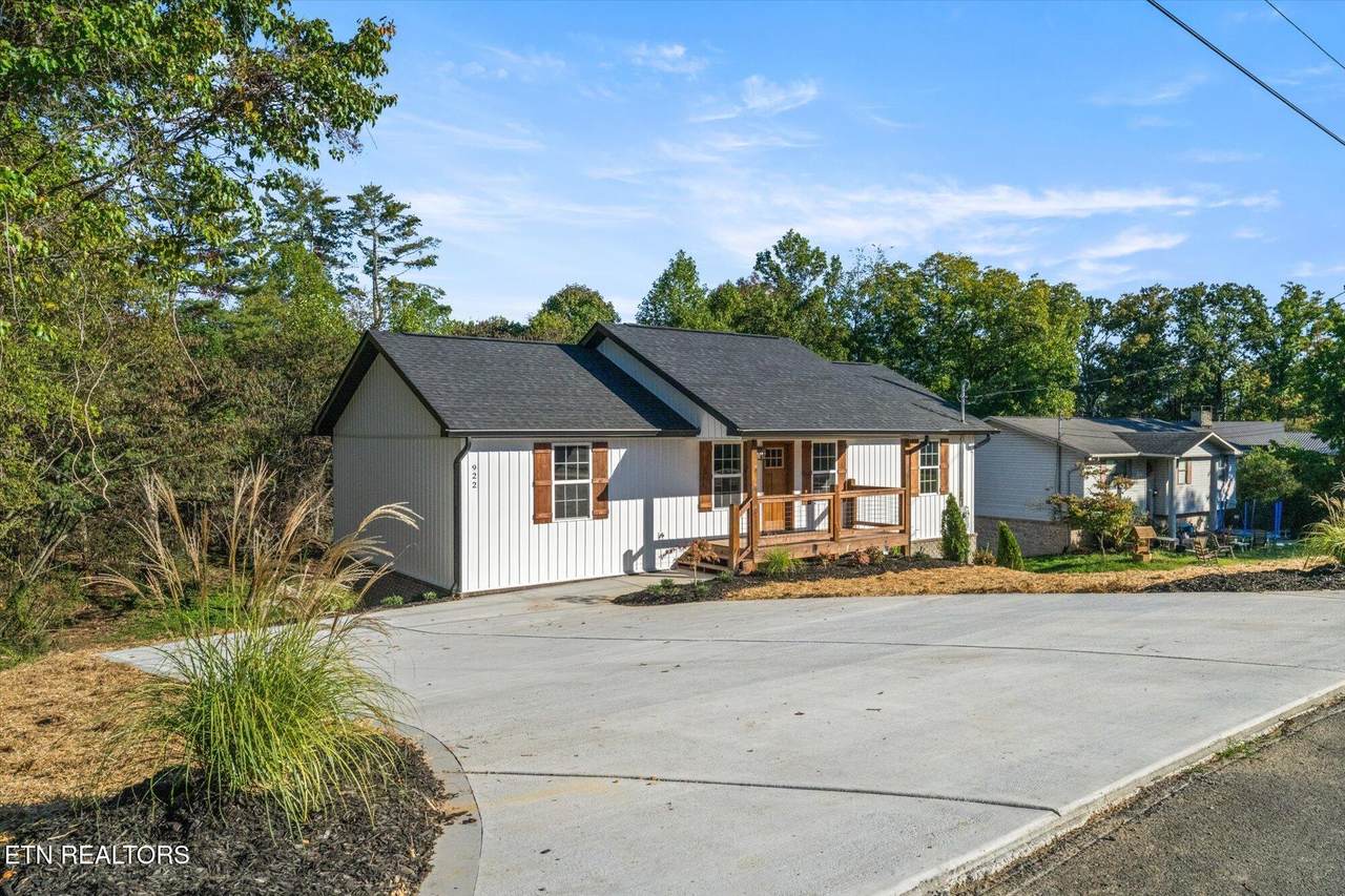 922 Beech Rd - Photo 1