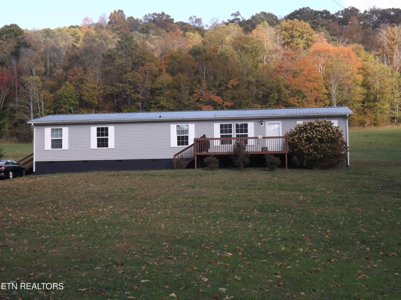 601 Blue Springs Rd - Photo 1
