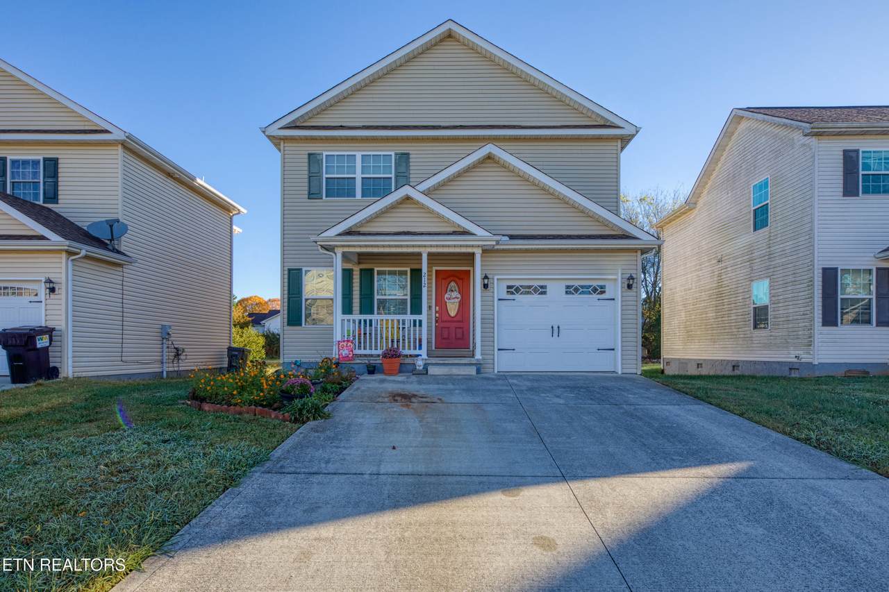 212 Heritage Crossing Drive - Photo 1