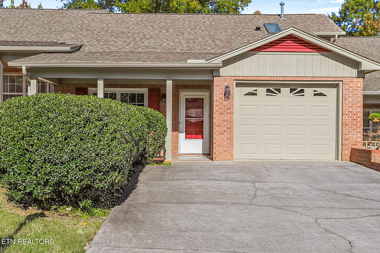 1958 Locarno Drive - Photo 1