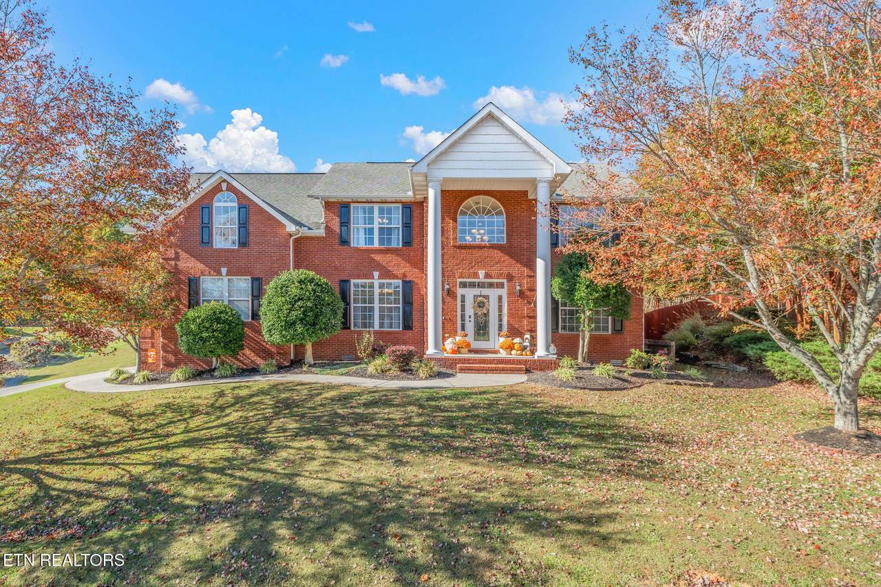 2823 Cypress Pointe Lane - Photo 1