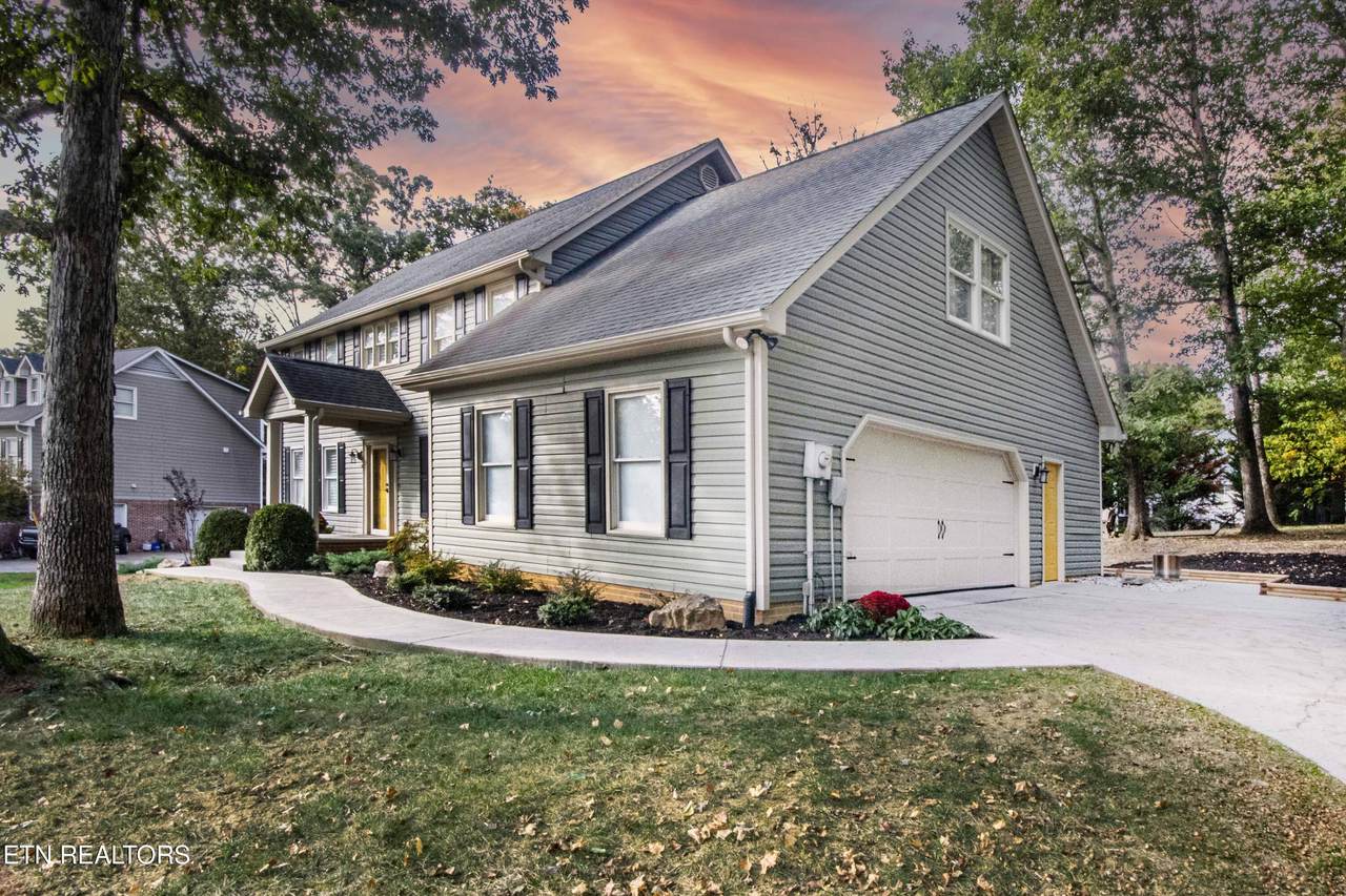 621 Glen Willow Drive - Photo 1