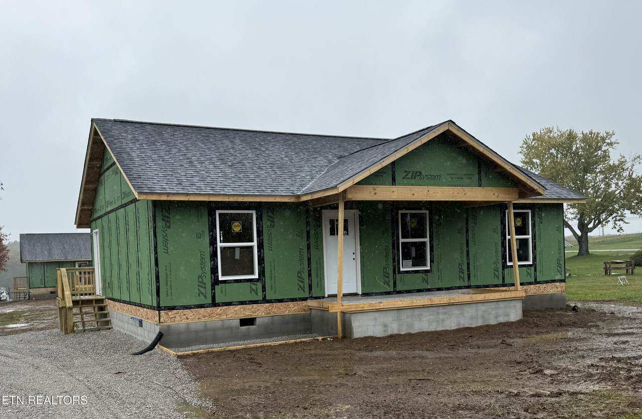 204 Garrett St - Photo 1