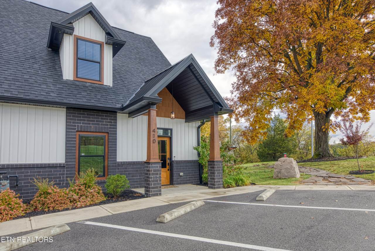 410 Fleeta Williams Way - Photo 1