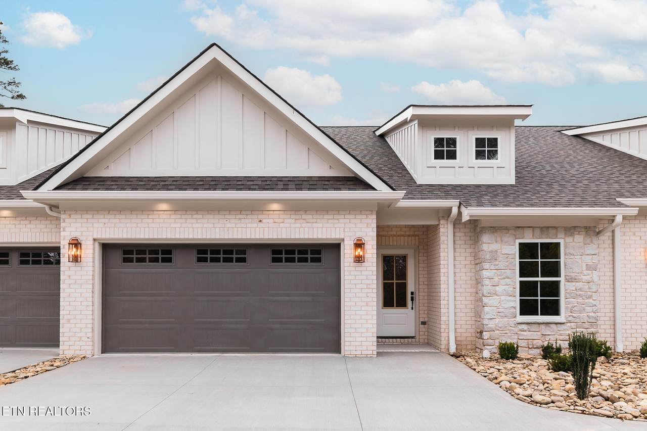 109 Alpine Drive - Photo 1