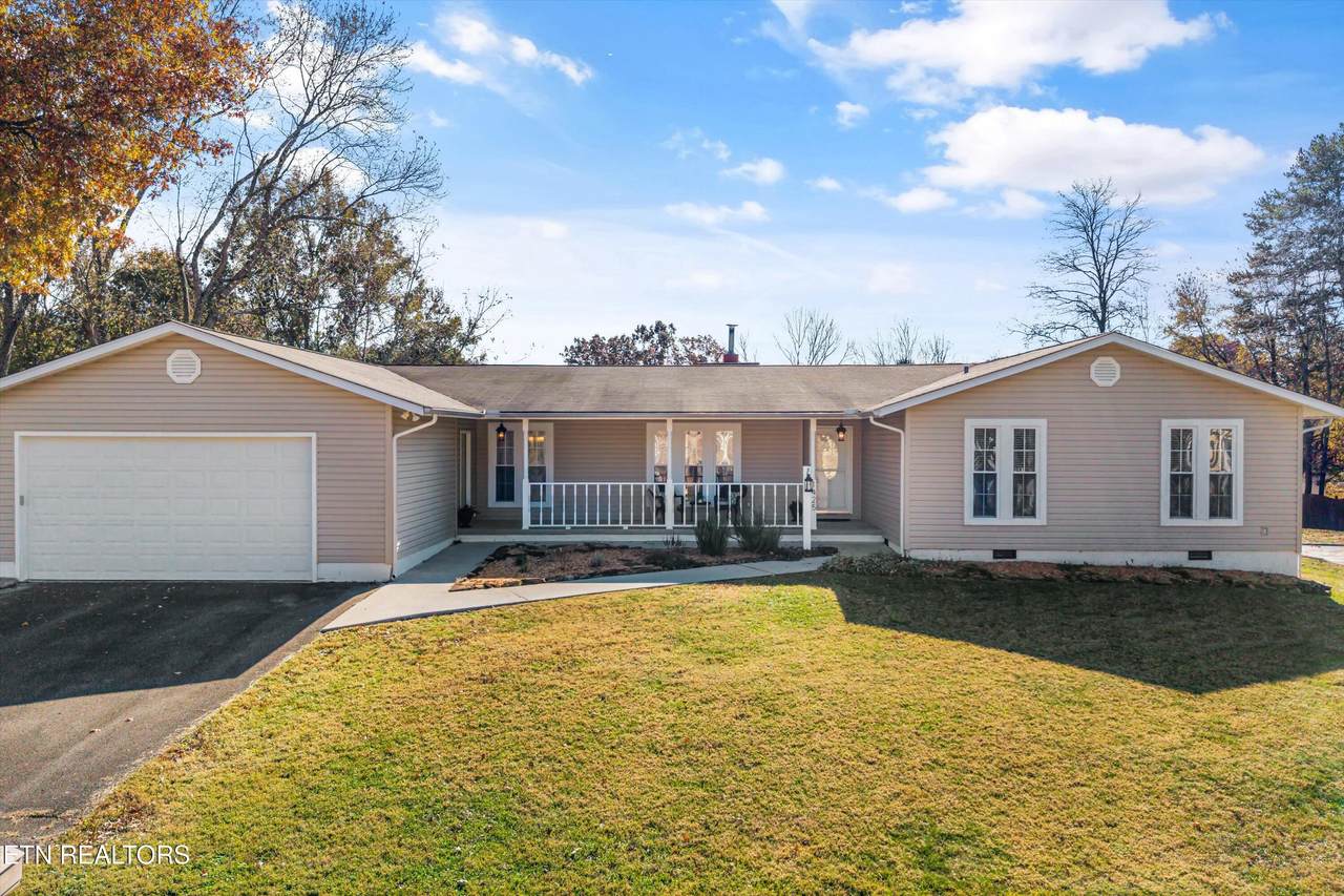 1425 Bexhill Drive - Photo 1