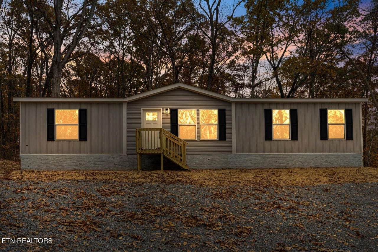 120 Elm Grove St - Photo 1