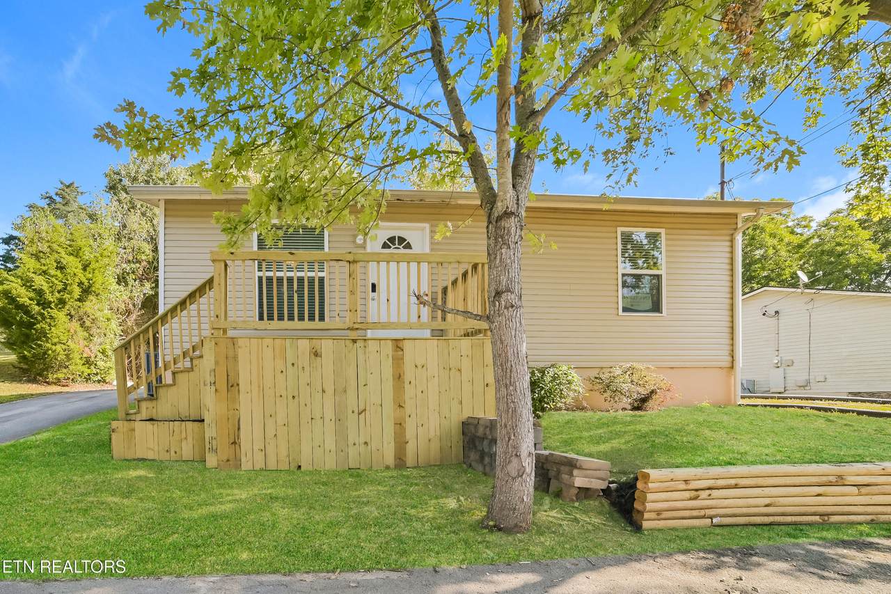 2305 Ridgecrest Drive - Photo 1