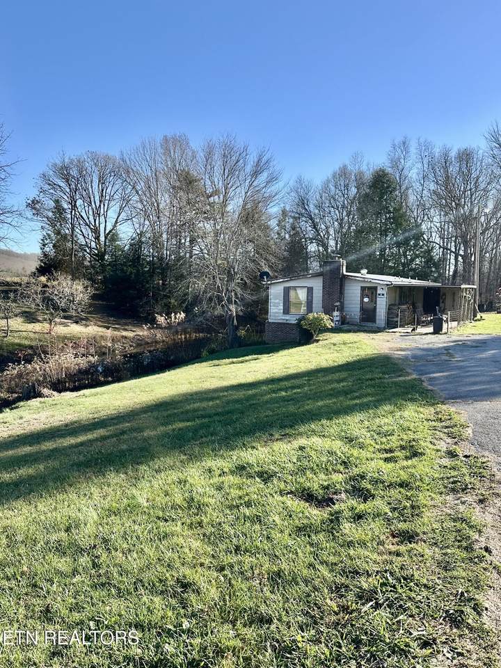 1500 Coal Hill Rd - Photo 1
