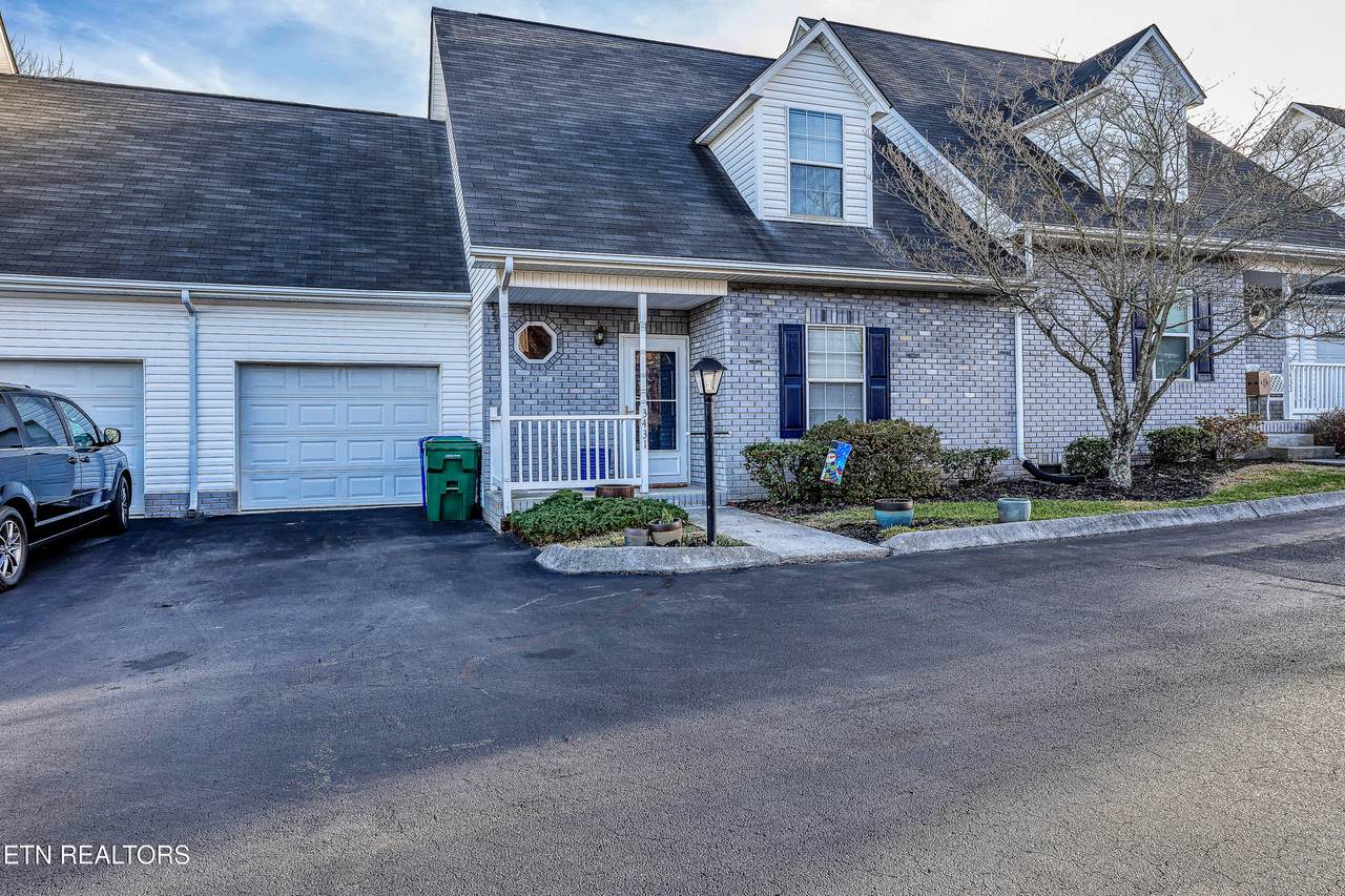 3431 Hamilton Place - Photo 1