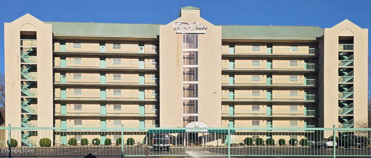 3215 River Rd - Photo 1