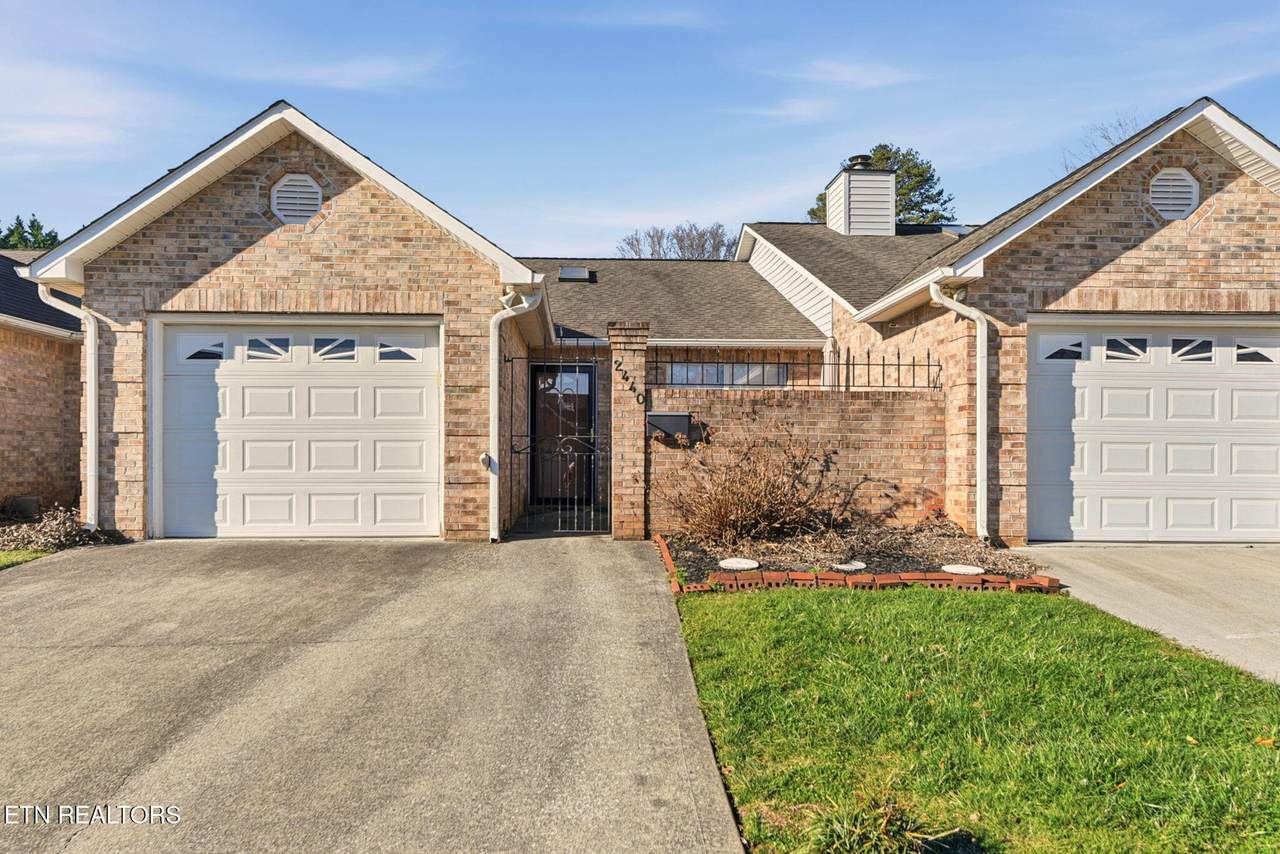 2440 Chastity Way - Photo 1
