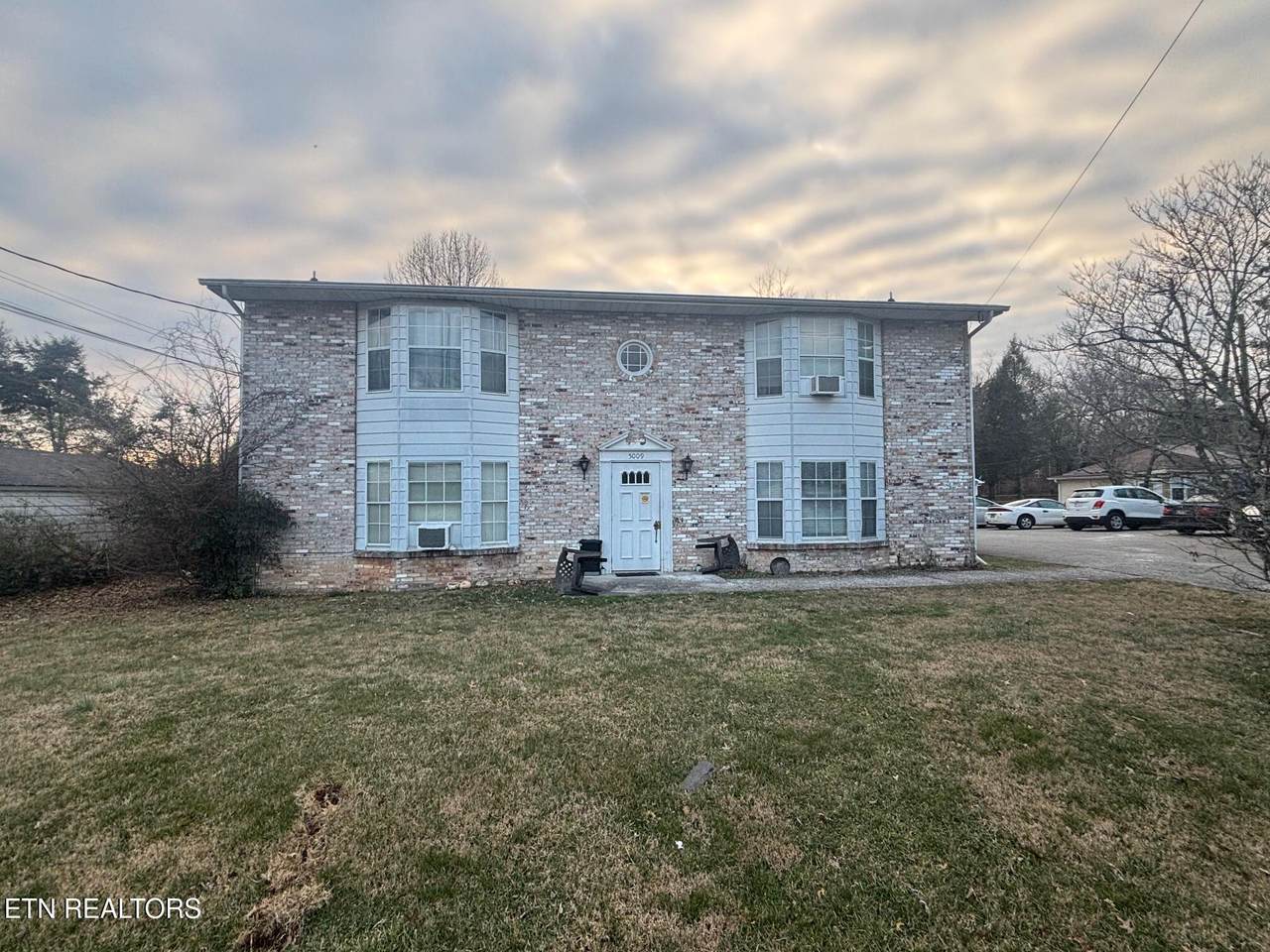 5013 Willoway Drive - Photo 1