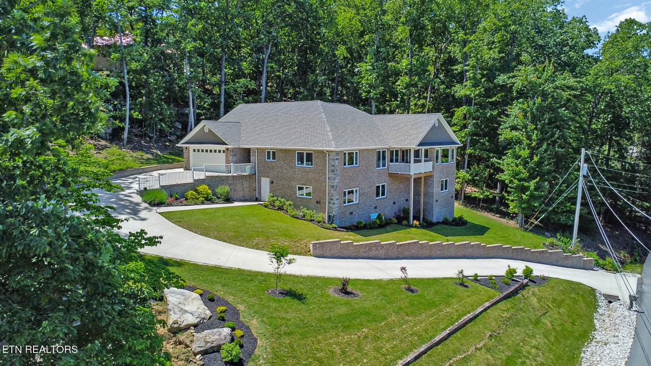 38 Markham Terrace - Photo 1