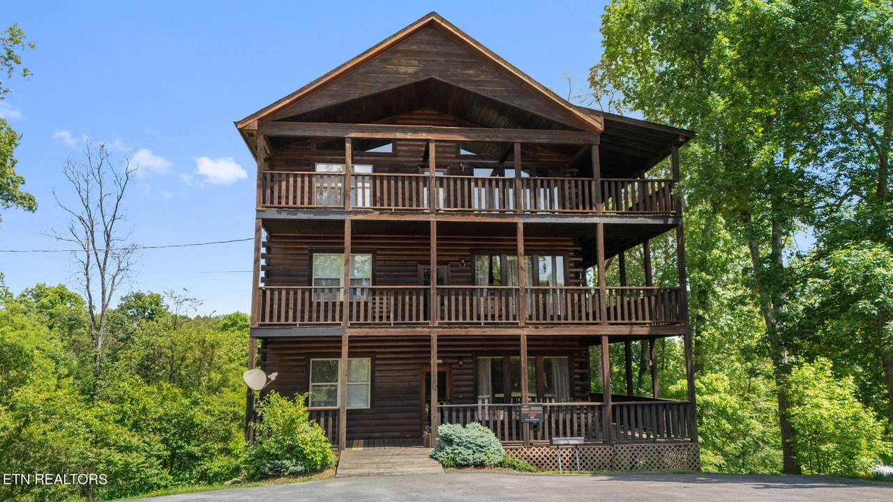 368 Oak Lake Drive - Photo 1