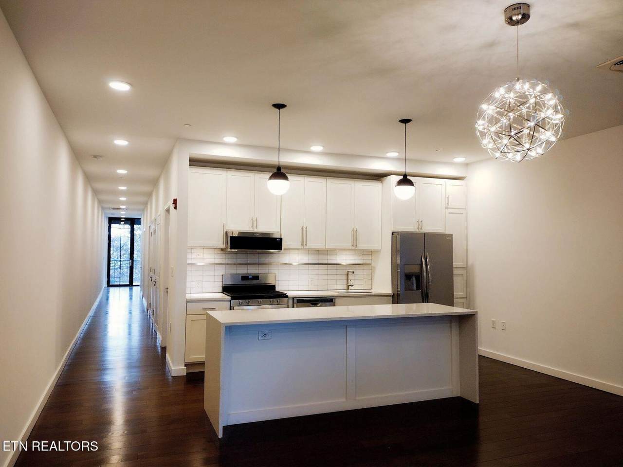 608 Hill Ave - Photo 1