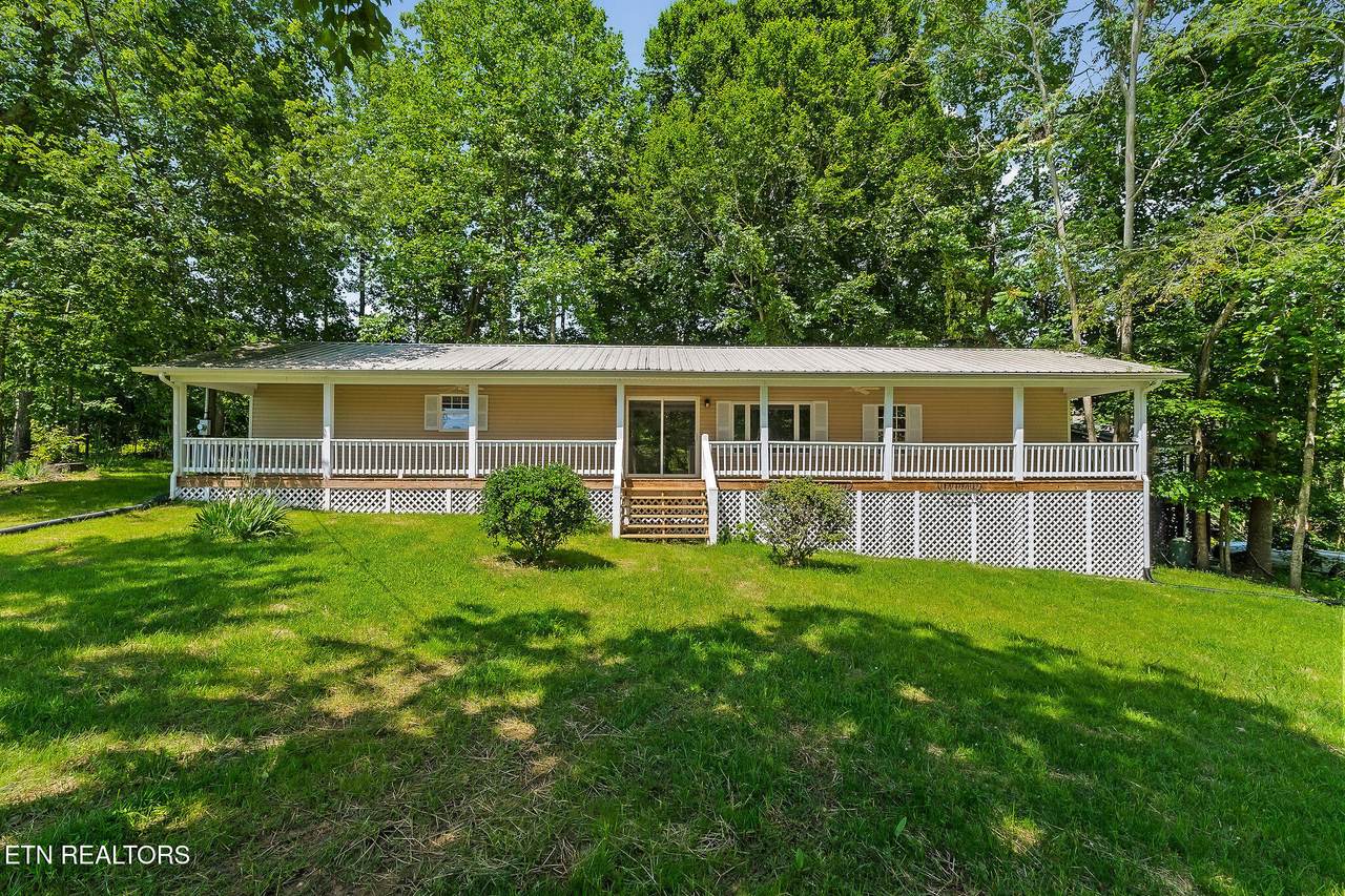 1007 Eastridge Drive - Photo 1