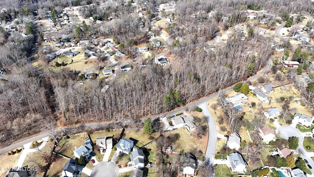 637 Gallaher View Rd - Photo 1