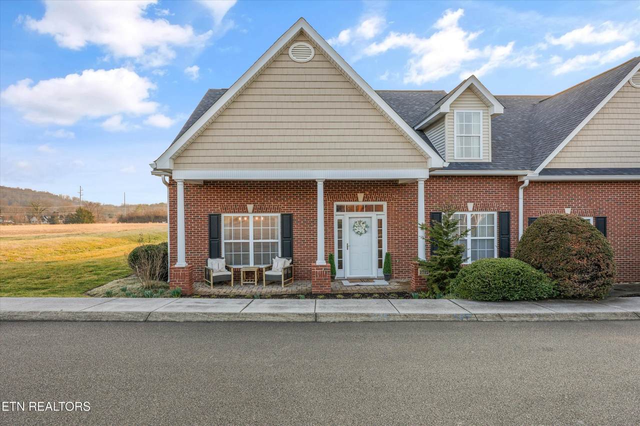 1712 Wisteria View Way - Photo 1