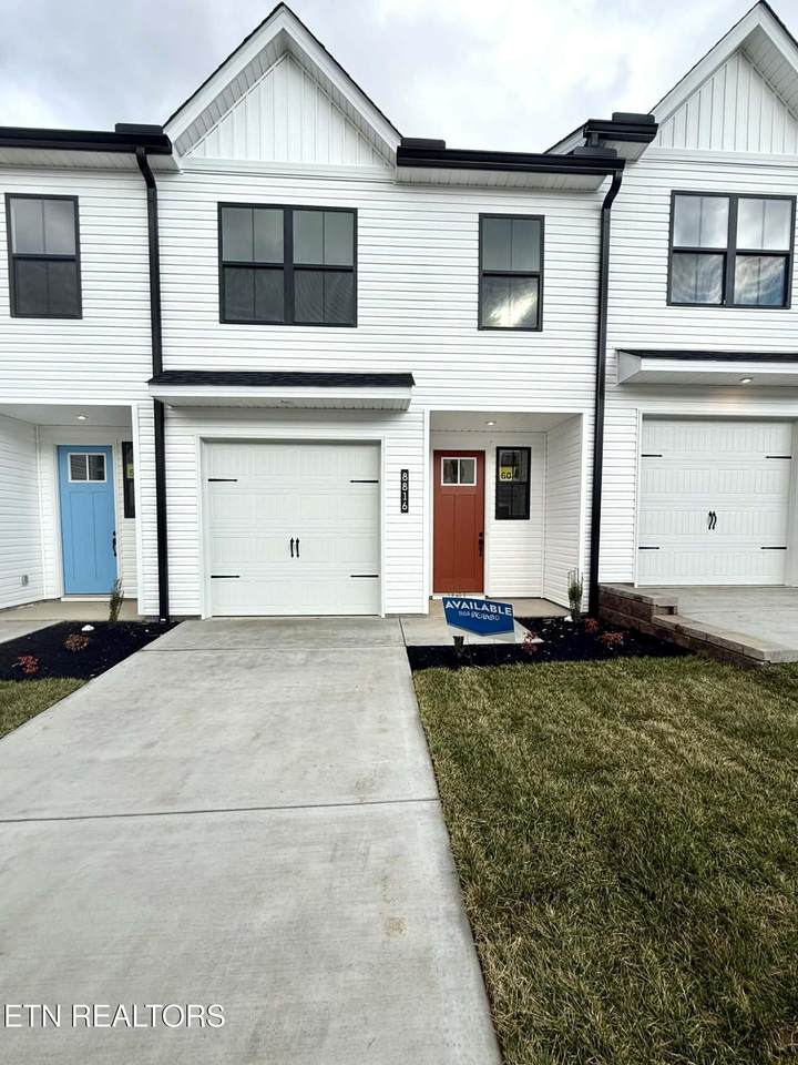 8816 Chapman Trace Way - Photo 1