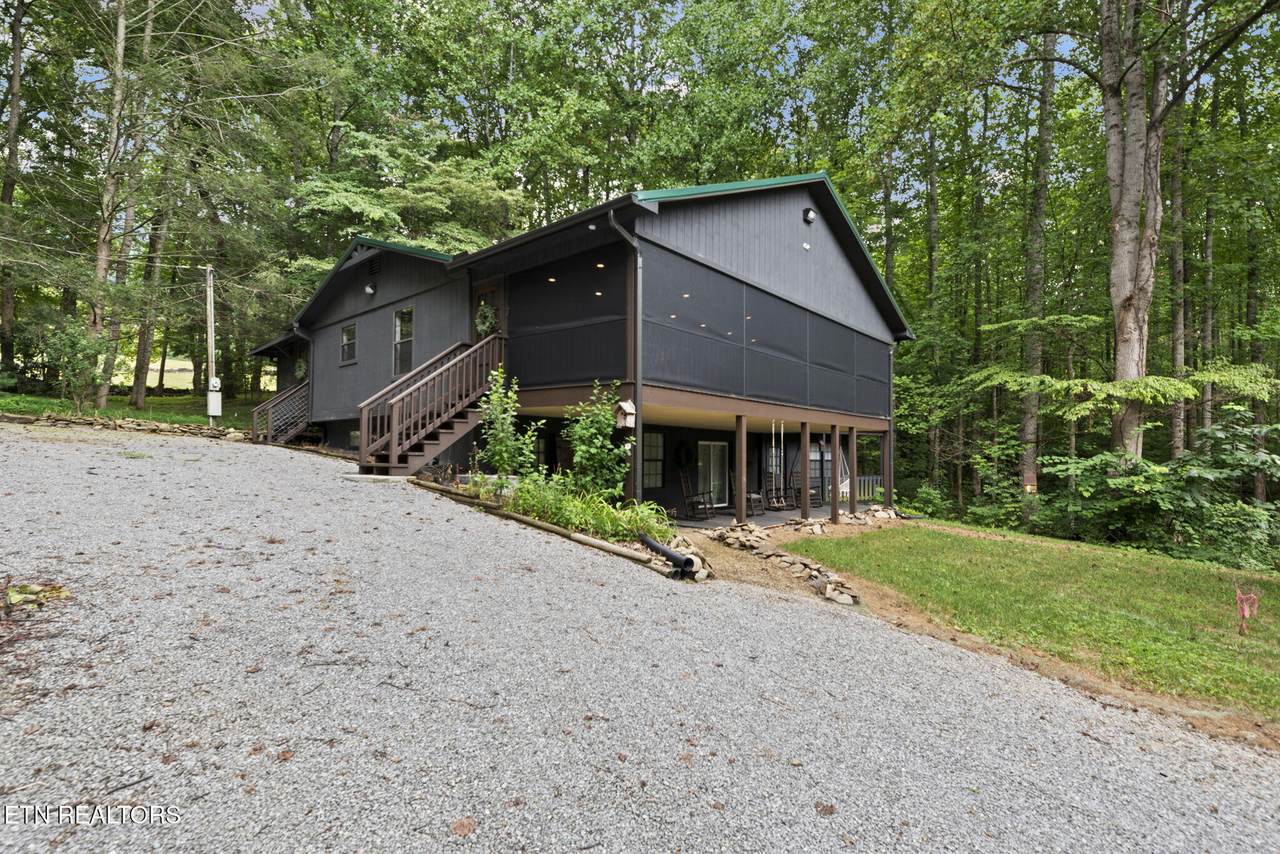 114 Pam Lane - Photo 1