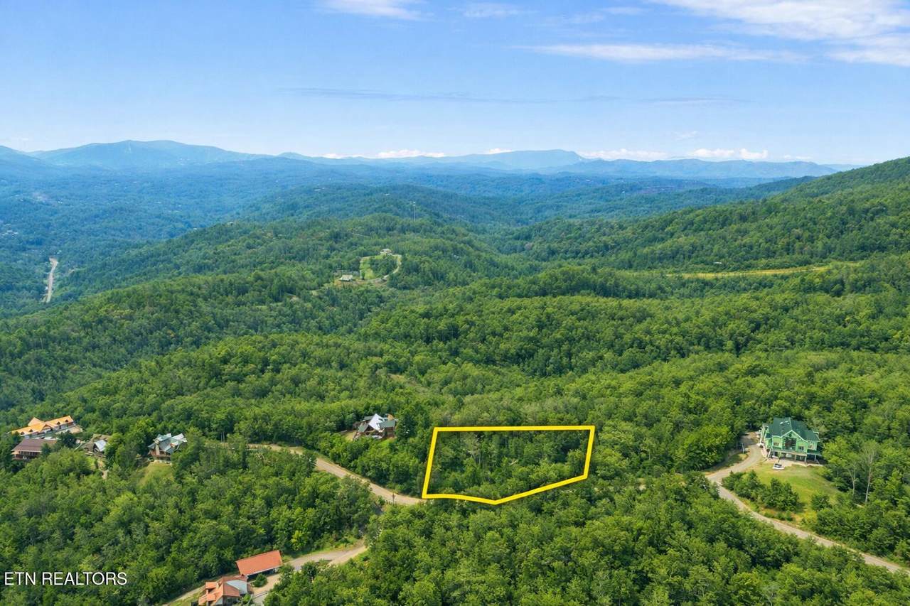  Pinnacle View Rd - Photo 1