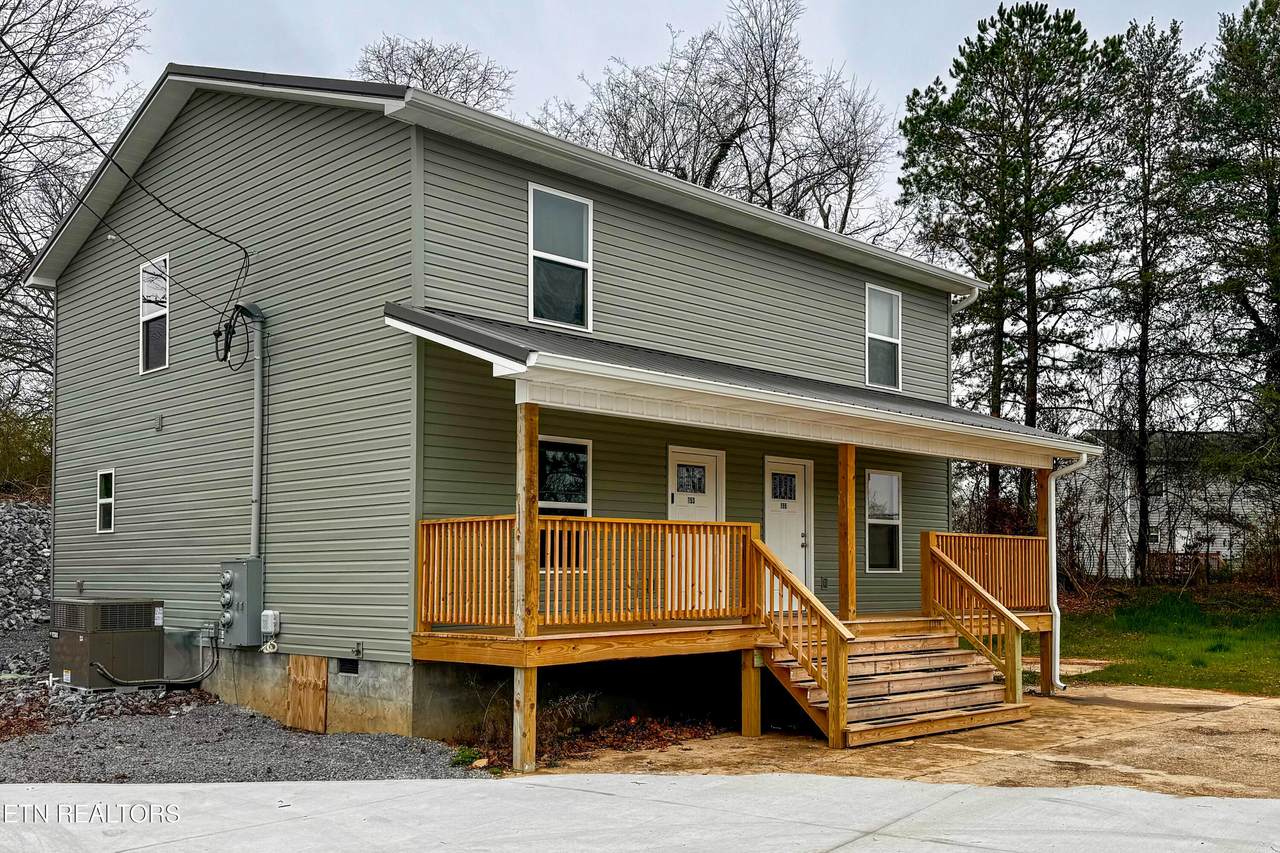 153/155 Oak Street - Photo 1