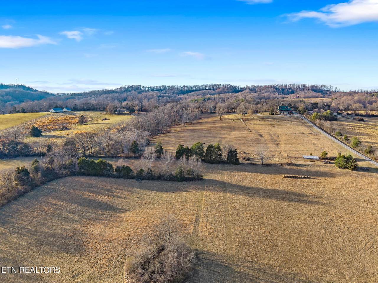 327 Thompson Rd - Photo 1