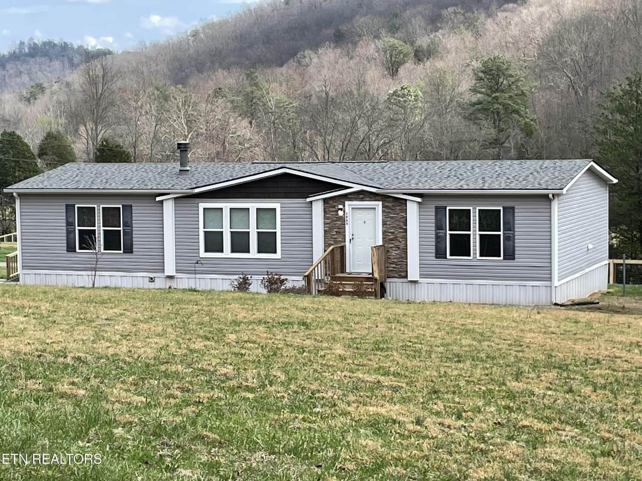 1064 Big Creek Rd - Photo 1