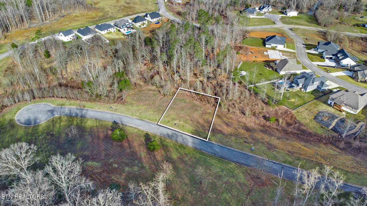 112 Willow Oak Drive - Photo 1