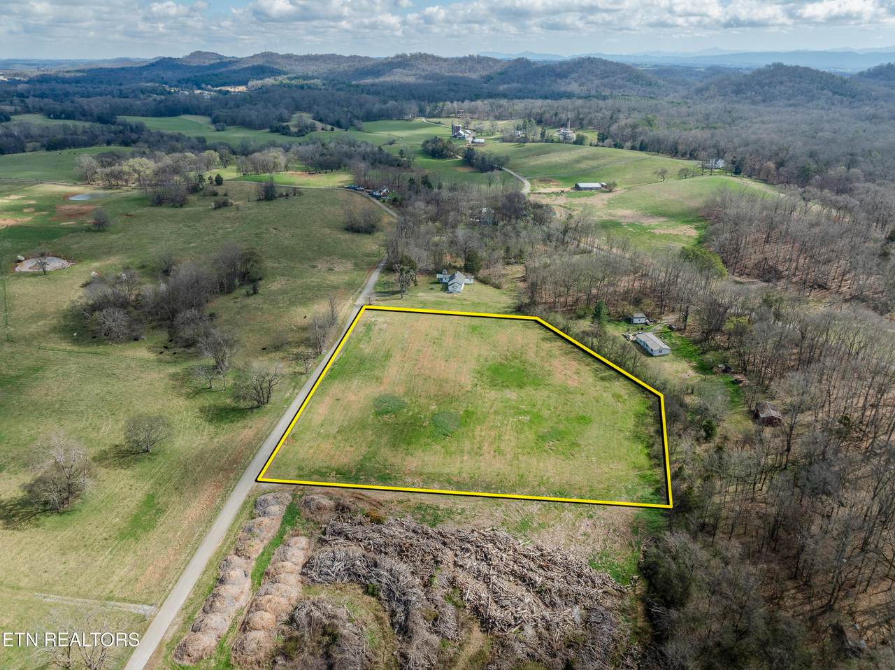 600 Bellview (5 Acres #R3) Rd - Photo 1